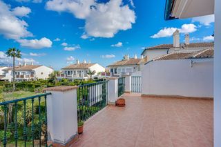 Casa pareada en venta en Riviera del Sol en Mijas