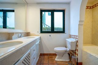 Casa pareada en venta en Riviera del Sol en Mijas