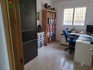 Chalet en venta en Ceutí