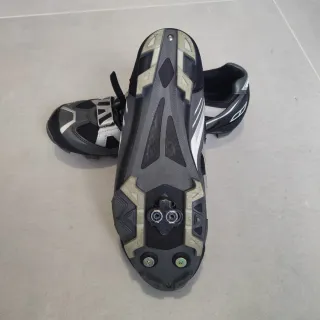 Zapatillas Ciclismo B-PRO Spinning Negras y Grises