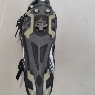 Zapatillas Ciclismo B-PRO Spinning Negras y Grises