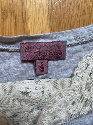 Camiseta Caprile / TRUCCO gris con encaje