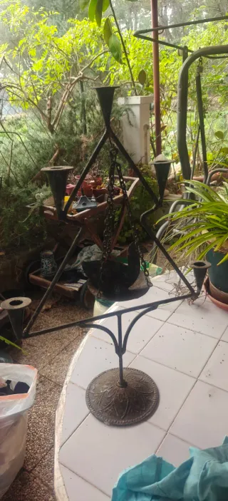 Candelabro antiguo motivo navideño