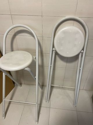 2 Taburetes Altos Blancos Plegables