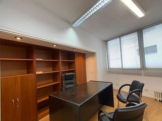 Oficina en venta en Barrio de Abando en Bilbao