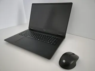 PC Gaming Portátil HP OMEN 17 RTX 4070 1TB Ryzen 7