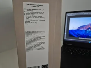 PC Gaming Portátil HP OMEN 17 RTX 4070 1TB Ryzen 7