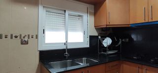 Piso en alquiler en Joc de la Bola - Camps d'Esports - Ciutat Jardí - Montcada en Lleida