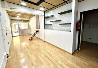 Local comercial en venta en Riu en Santa Coloma de Gramanet