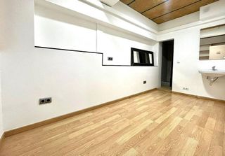 Local comercial en venta en Riu en Santa Coloma de Gramanet