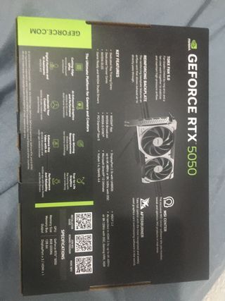MSI GeForce RTX 5050 Caja