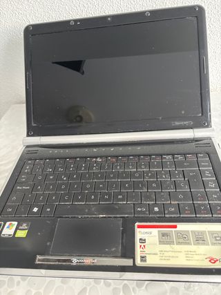 Packard Bell EasyNote NJ31 Portátil