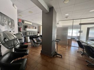 Local comercial en venta en Martorell