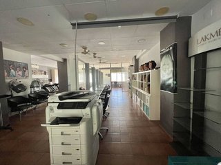 Local comercial en venta en Martorell