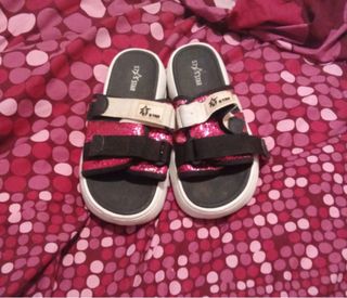 Chanclas mujer negras y rosas