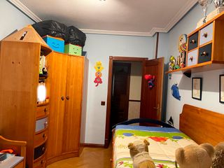 Dormitorio juvenil completo madera