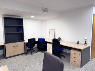 Oficina en alquiler en Ensanche - Diputación en Alicante