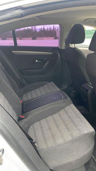 Volkswagen Passat CC 2011