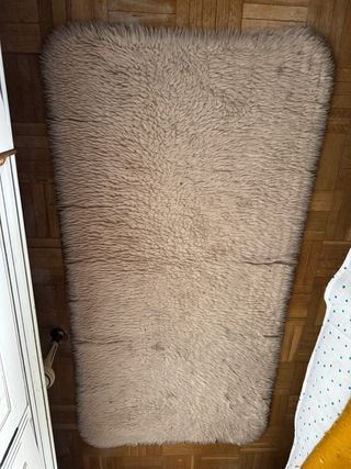Alfombra de lana beige