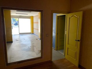 Local comercial en alquiler en Os Mallos - San Cristóbal en Coruña (A)