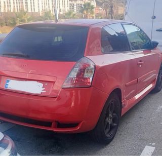 coche pra reparar o para piezas