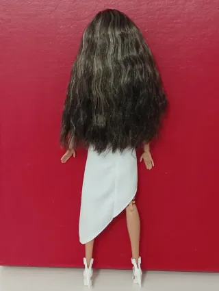 Barbie Signature Look Muñeca