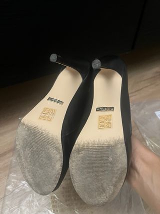 Tacones Guess Negros Talla 39