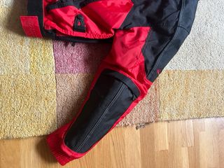 Chaqueta de moto diadora.