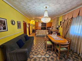 Chalet en venta en Vilamarxant