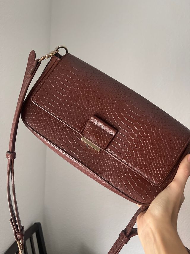 Bolso Parfois marrón efecto piel serpiente