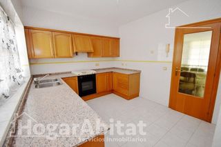 Casa adosada en venta en Zona Llombai en Burriana