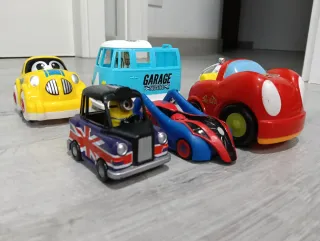 Lote 6 coches: Minion, Spiderman y más