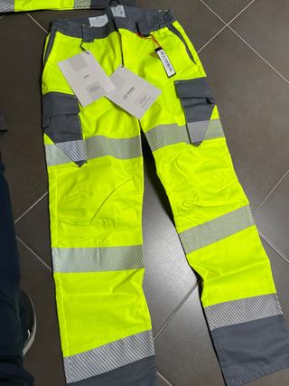 Conjunto softshell M y pantalón 42 MUJER