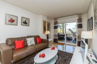 Piso en venta en Los Naranjos - Las Brisas en Marbella