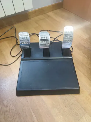 Volante Thrustmaster T300 Ferrari Alcantara