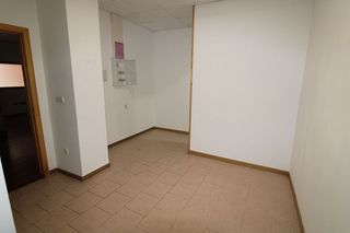 Local comercial en venta en El Llano en Gijón