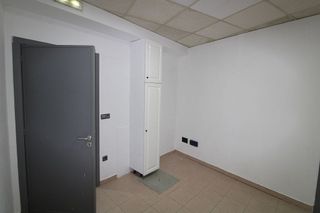 Local comercial en venta en El Llano en Gijón