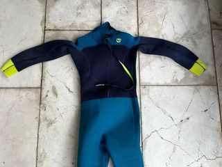 Neopreno Olaian Azul Marino y Turquesa