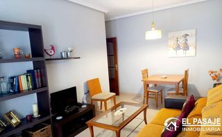 Piso en venta en Linares