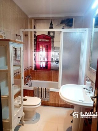 Piso en venta en Linares