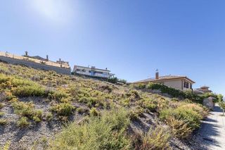 Terreno en venta en Zubia (La)