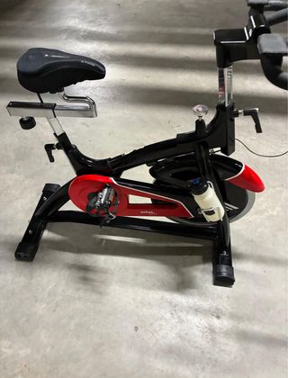 Bici de Spinning Negra y Roja