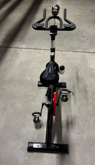 Bici de Spinning Negra y Roja
