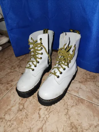 Botas Dr. Martens Blancas