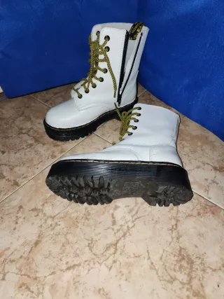 Botas Dr. Martens Blancas