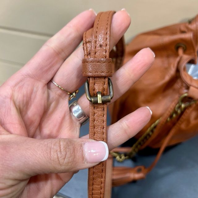 Bolso de piel auténtica