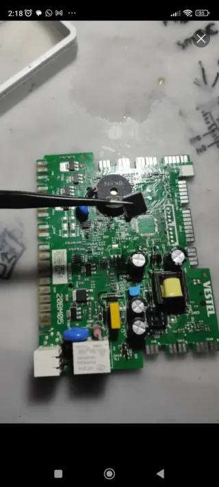 Riparazione di schede elettroniche per lavatrici, frigoriferi e microonde