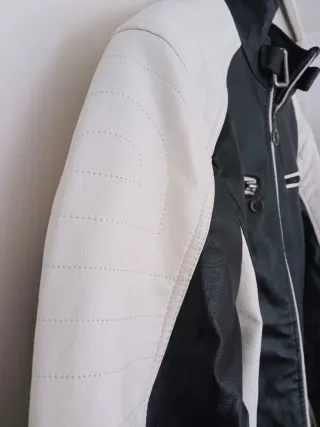 Preciosa Chaqueta biker, estilo motero, 2XL nueva