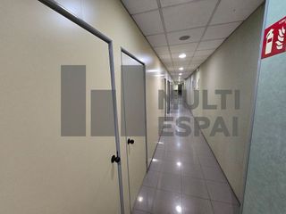 Local comercial en venta en Sant Antoni en Barcelona