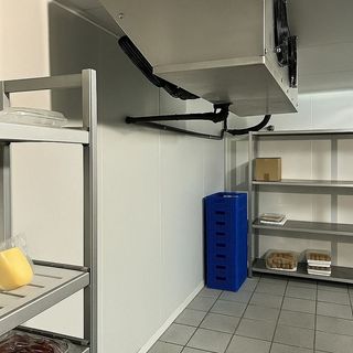 Local comercial en venta en Les Planes en Hospitalet de Llobregat, L´